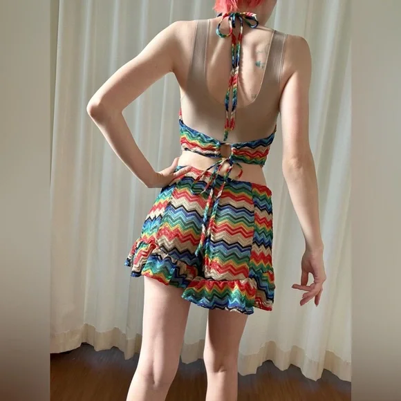 Rainbow Rocking Short Set Halter Top Chevron Ruffled - Picture 5 of 13